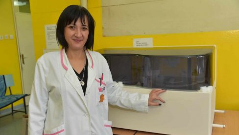 UNAPREĐEN RAD LABORATORIJE: Dom zdravlja u Ćupriji dobio dva analizatora UNAPREĐEN RAD LABORATORIJE: Dom zdravlja u Ćupriji dobio dva analizatora