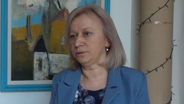 ГОРЕЛО ЈЕ КОСОВО ПОЉЕ, А МЕНИ ЈЕ ГОРЕЛА ДУША: Потресна исповест Драгане која је током погрома била сама у стану са три малолетне ћерке ГОРЕЛО ЈЕ КОСОВО ПОЉЕ, А МЕНИ ЈЕ ГОРЕЛА ДУША: Потресна исповест Драгане која је током погрома била сама у стану са три малолетне ћерке