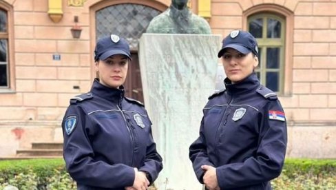 TAMARA I ALEKSANDRA VRATILE ČOVEKA U ŽIVOT: Muškarcu pozlilo na ulici u Novom Sadu, devojke pokazale ljudskost i hrabrost (FOTO) TAMARA I ALEKSANDRA VRATILE ČOVEKA U ŽIVOT: Muškarcu pozlilo na ulici u Novom Sadu, devojke pokazale ljudskost i hrabrost (FOTO)