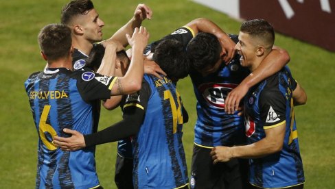 JEZIVE SCENE IZ ARGENTINE: Havijer Altamirano hitno prevezen u bolnicu (VIDEO) JEZIVE SCENE IZ ARGENTINE: Havijer Altamirano hitno prevezen u bolnicu (VIDEO)