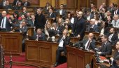 ЗАВРШЕНА СЕДНИЦА НАРОДНЕ СКУПШТИНЕ: Опозиција прегажена аргументима - Наставак сутра (ФОТО/ВИДЕО) ЗАВРШЕНА СЕДНИЦА НАРОДНЕ СКУПШТИНЕ: Опозиција прегажена аргументима - Наставак сутра (ФОТО/ВИДЕО)