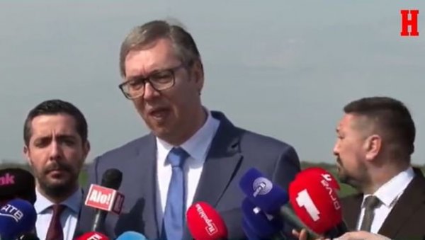 ДАНАС ЋУ ИМАТИ ВАЖАН САСТАНАК СА ДОДИКОМ: Вучић - Очекујем да ће нам се придружити патријарх Порфирије ДАНАС ЋУ ИМАТИ ВАЖАН САСТАНАК СА ДОДИКОМ: Вучић - Очекујем да ће нам се придружити патријарх Порфирије