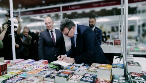 U NOVOM SADU OTVOREN MEĐUNARODNI SAJAM KNJIGA: Izdavači moderni vitezovi borbe protiv digitalizma U NOVOM SADU OTVOREN MEĐUNARODNI SAJAM KNJIGA: Izdavači moderni vitezovi borbe protiv digitalizma