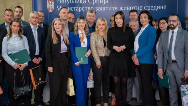 ЗА ЧИСТИЈИ ВАЗДУХ: Зрењанин уз помоћ државе улаже у екологију ЗА ЧИСТИЈИ ВАЗДУХ: Зрењанин уз помоћ државе улаже у екологију