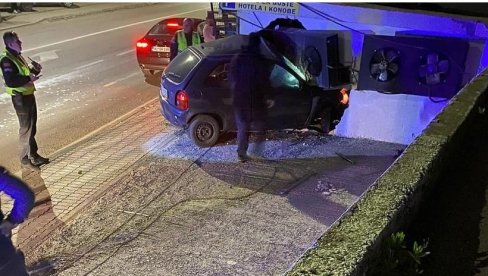 TRAGEDIJA U SUTOMORU: U saobraćajnoj nesreći poginuo mladić TRAGEDIJA U SUTOMORU: U saobraćajnoj nesreći poginuo mladić