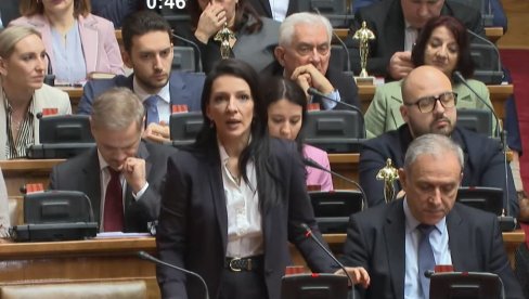DA LI STE VI VIŠE NORMALNI? Opozicionar šokiran ponašanjem đilasovaca - Tražili da izbori budu istog dana, sada im ni to ne odgovara DA LI STE VI VIŠE NORMALNI? Opozicionar šokiran ponašanjem đilasovaca - Tražili da izbori budu istog dana, sada im ni to ne odgovara