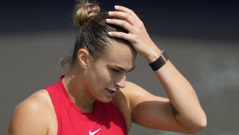 TUŽAN PRIZOR NA TERENU: Sabalenka prvi put u javnosti nakon tragedije (VIDEO)