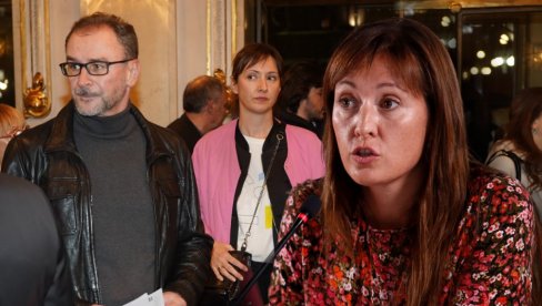 NAĐI DRUGU, SA MNOM NE IDE: Naša glumica preživela agoniju - 12 godina pokušavala da dobije dete, a onda se desilo čudo NAĐI DRUGU, SA MNOM NE IDE: Naša glumica preživela agoniju - 12 godina pokušavala da dobije dete, a onda se desilo čudo