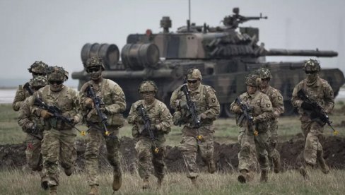 RUSIJA ĆE ODLUČITI Bivši američki obaveštajac predviđa - Šta će se nakon rata u Ukrajini dogoditi sa NATO-om?