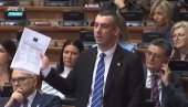РАСКРИНКАВАЊЕ УЖИВО У СКУПШТИНИ: Откривен још један Ђиласов фантом (ВИДЕО) РАСКРИНКАВАЊЕ УЖИВО У СКУПШТИНИ: Откривен још један Ђиласов фантом (ВИДЕО)