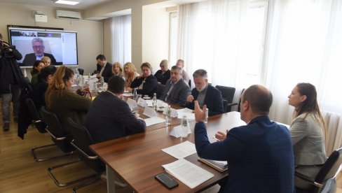 U SUSRET GODIŠNJICI MASAKRA U OŠ VLADISLAV RIBNIKAR: Održana konstitutivna sednica Radne grupe za uspostavljanje Memorijalnog centra U SUSRET GODIŠNJICI MASAKRA U OŠ VLADISLAV RIBNIKAR: Održana konstitutivna sednica Radne grupe za uspostavljanje Memorijalnog centra