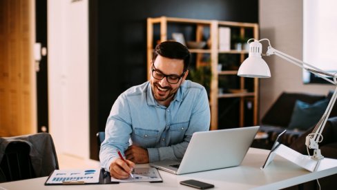 RAD OD KUĆE: Napravite inspirativni kutak RAD OD KUĆE: Napravite inspirativni kutak