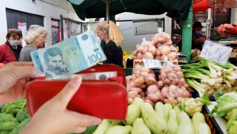 KAKO NAS POTKRADAJU PRODAVCI NA PIJACAMA: Obratite pažnju - ne dajte da vam promaknu ovi trikovi KAKO NAS POTKRADAJU PRODAVCI NA PIJACAMA: Obratite pažnju - ne dajte da vam promaknu ovi trikovi