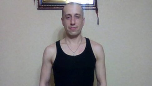 РУСКИ СУД ПРЕСУДИО МАНИЈАКУ ВОЛГЕ: Представљао се као водоинсталатер, свирепо убио преко 30 старијих жена РУСКИ СУД ПРЕСУДИО МАНИЈАКУ ВОЛГЕ: Представљао се као водоинсталатер, свирепо убио преко 30 старијих жена
