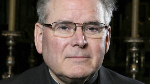 PAPA FRANJA IZOPŠTIO BELGIJSKOG SVEŠTENIKA IZ CRKVE: Biskup izbačen zbog stravičnih optužbi za pedofiliju PAPA FRANJA IZOPŠTIO BELGIJSKOG SVEŠTENIKA IZ CRKVE: Biskup izbačen zbog stravičnih optužbi za pedofiliju
