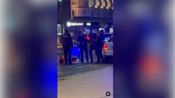 УЛОВЉЕН ЗЕКА У БЕОГРАДУ: Приликом претреса пружао отпор полицији (ВИДЕО) УЛОВЉЕН ЗЕКА У БЕОГРАДУ: Приликом претреса пружао отпор полицији (ВИДЕО)