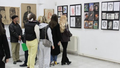 ИЗВОР НОВЕ СВЕТЛОСТИ: Отворена Годишња изложба радова ученика Уметничке школе у Краљеву ИЗВОР НОВЕ СВЕТЛОСТИ: Отворена Годишња изложба радова ученика Уметничке школе у Краљеву