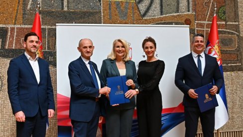 MINISTARSTVO POMAŽE OPŠTINI SURČIN: Bespovratna sredstva za podršku porodicama sa decom MINISTARSTVO POMAŽE OPŠTINI SURČIN: Bespovratna sredstva za podršku porodicama sa decom