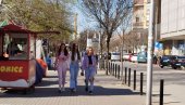 СУТРА ЗАТВОРЕНА ГЛАВНА УЛИЦА У ПАРАЋИНУ: Разлог – матурантски плес и концерт СУТРА ЗАТВОРЕНА ГЛАВНА УЛИЦА У ПАРАЋИНУ: Разлог – матурантски плес и концерт