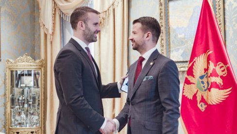 DIPLOMATE NA ČEKANJU: Posle pada Đukanovićeve vlasti, u diplomatskoj mreži upražnjen veliki broj mesta