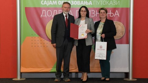 OŠ SA STAROG GRADA DOBITNIK VREDNOG PRIZNANJA: Skadarliji zlatna medalja OŠ SA STAROG GRADA DOBITNIK VREDNOG PRIZNANJA: Skadarliji zlatna medalja