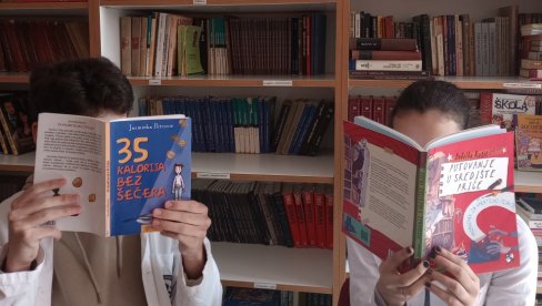 ФАРМАЦЕУТСКО – ФИЗИОТЕРАПЕУТСКА ШКОЛА У БЕОГРАДУ ОБЕЛЕЖАВА ДАН ЕВРОПСКИХ АУТОРА: У причи и причању са Јасминком Петровић и Анђелком Ружић ФАРМАЦЕУТСКО – ФИЗИОТЕРАПЕУТСКА ШКОЛА У БЕОГРАДУ ОБЕЛЕЖАВА ДАН ЕВРОПСКИХ АУТОРА: У причи и причању са Јасминком Петровић и Анђелком Ружић