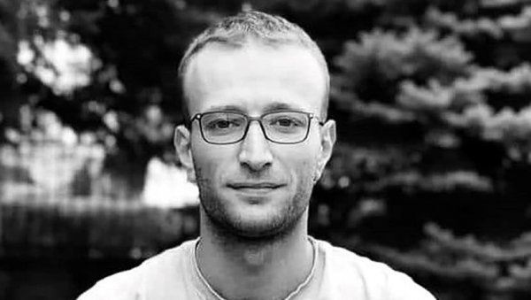 УЖАС НА КОСОВУ И МЕТОХИЈИ: На гробљу нађено тело брата председника општине УЖАС НА КОСОВУ И МЕТОХИЈИ: На гробљу нађено тело брата председника општине