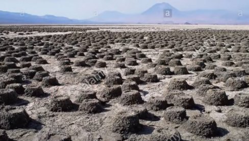 EKSTREMNE TEMPERATURE: Isušile jezero u Turskoj, uginulo na hiljade riba