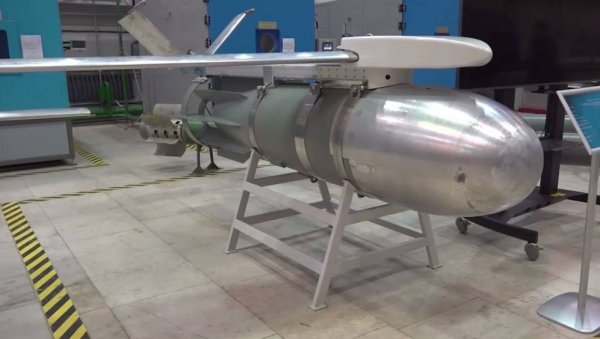БРИТАНСКИ ТАЈМС: Руске разорне бомбе мењају ток сукоба у Украјини БРИТАНСКИ ТАЈМС: Руске разорне бомбе мењају ток сукоба у Украјини