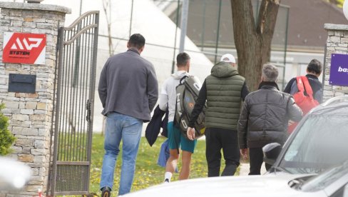 НОЛЕ ОПЕТ НА КОШУТЊАКУ: Ђоковић се у Београду спрема за историјски поход НОЛЕ ОПЕТ НА КОШУТЊАКУ: Ђоковић се у Београду спрема за историјски поход