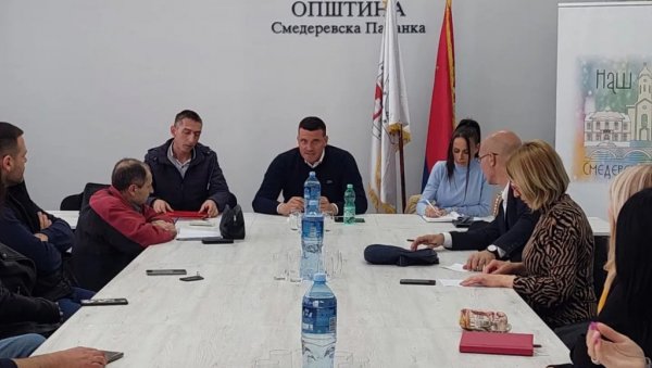 БЕСПЛАТНИ УЏБЕНИЦИ ЗА ЂАКЕ ПРВАКЕ У ПАЛАНАЧКИМ ШКОЛАМА: Од септембра општина финансира уџбенике првака БЕСПЛАТНИ УЏБЕНИЦИ ЗА ЂАКЕ ПРВАКЕ У ПАЛАНАЧКИМ ШКОЛАМА: Од септембра општина финансира уџбенике првака