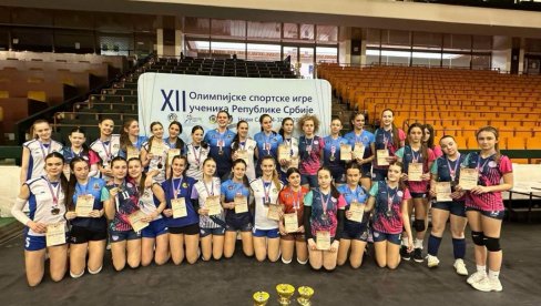 МАЛЕ ОЛИМПИЈСКЕ ИГРЕ: Одбојкаши доминирали у Новом Саду (ФОТО) МАЛЕ ОЛИМПИЈСКЕ ИГРЕ: Одбојкаши доминирали у Новом Саду (ФОТО)