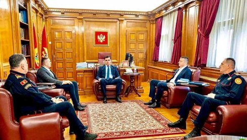 POSLE PUCNJAVE NADOMAK BERANA: Ministar policije nezadovoljan, traži hitan izveštaj POSLE PUCNJAVE NADOMAK BERANA: Ministar policije nezadovoljan, traži hitan izveštaj