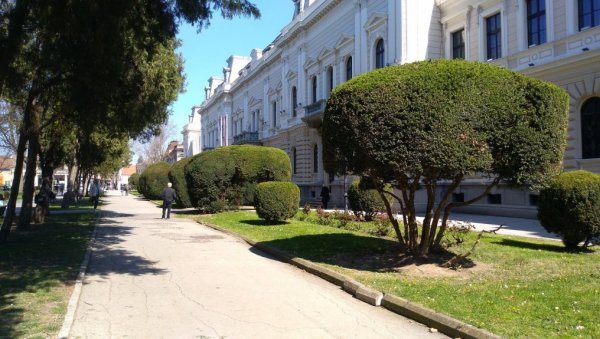 Пожаревац додељује још 17 стипендија за студенте Пожаревац додељује још 17 стипендија за студенте