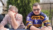 ДЕДА МЕ ЈЕ ПОЗВАО И РЕКАО МИ ОВУ РЕЧЕНИЦУ: Син Радована и Иване након злочина (ВИДЕО) ДЕДА МЕ ЈЕ ПОЗВАО И РЕКАО МИ ОВУ РЕЧЕНИЦУ: Син Радована и Иване након злочина (ВИДЕО)