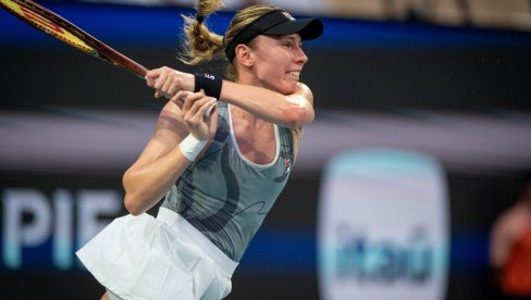 DOMINACIJA SE NASTAVLJA: Aleksandrova eliminisala Švjontek, pala i Pegula za polufinale Majamija DOMINACIJA SE NASTAVLJA: Aleksandrova eliminisala Švjontek, pala i Pegula za polufinale Majamija
