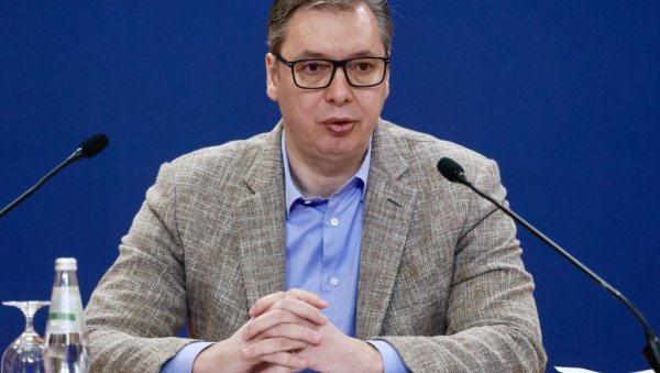 ЖУРИ ИМ СЕ ЗБОГ АМЕРИЧКИХ ИЗБОРА, ГАЗЕ И ПРЕ СВЕГА УКРАЈИНЕ! Вучић о позицији Србије - Биће све теже и компликованије, борићу се ЖУРИ ИМ СЕ ЗБОГ АМЕРИЧКИХ ИЗБОРА, ГАЗЕ И ПРЕ СВЕГА УКРАЈИНЕ! Вучић о позицији Србије - Биће све теже и компликованије, борићу се