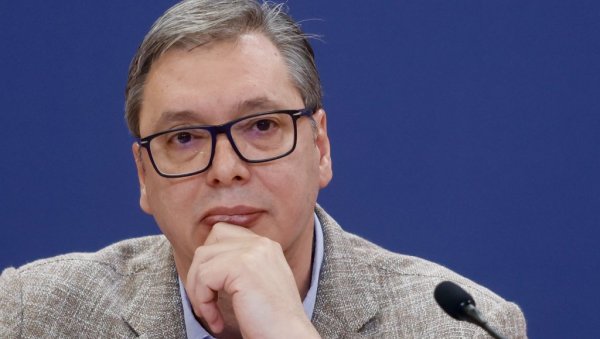 ВУЧИЋ О ОПОЗИЦИЈИ: Кажу да одложимо изборе, док они не добију истраживање по којем су испред (ВИДЕО) ВУЧИЋ О ОПОЗИЦИЈИ: Кажу да одложимо изборе, док они не добију истраживање по којем су испред (ВИДЕО)