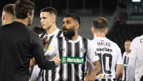 PARTIZAN SE MUČIO, ALI POBEDIO: Crno-beli savladali Spartak, brinu povrede dvojice važnih igrača (VIDEO)