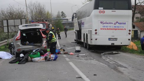 POGINUO VOZAČ: Teška saobraćajna nesreća na Ibarskoj magistrali (FOTO)
