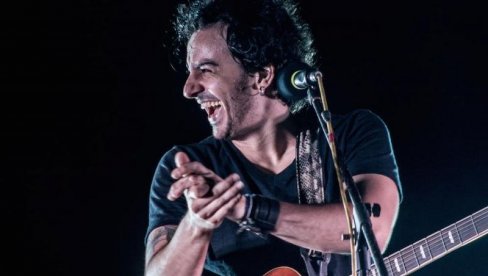 LJUDI U BANJALUCI SU TOPLOG SRCA KAO U MOM BRAZILU: Artur Menezes o najnovijem albumu, hobijima i američkom snu (FOTO/VIDEO) LJUDI U BANJALUCI SU TOPLOG SRCA KAO U MOM BRAZILU: Artur Menezes o najnovijem albumu, hobijima i američkom snu (FOTO/VIDEO)