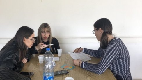 AKTIVNOSTI CENTRA ZA RAZOJ KARIJERE: Karijerno savetovanje studenta toikom alrila i maja AKTIVNOSTI CENTRA ZA RAZOJ KARIJERE: Karijerno savetovanje studenta toikom alrila i maja