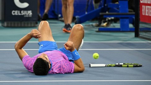NIJE ZABORAVIO DA MU POŠALJE ČESTITKU: Alkaraz ostavio Sineru poruku posle smene na ATP listi NIJE ZABORAVIO DA MU POŠALJE ČESTITKU: Alkaraz ostavio Sineru poruku posle smene na ATP listi