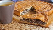 POSNA PITA OD ŠAMPINJONA: Pravi se lako, idealna za bilo koje doba dana POSNA PITA OD ŠAMPINJONA: Pravi se lako, idealna za bilo koje doba dana