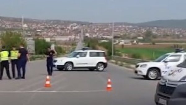 АТЕНТАТ У МАКЕДОНИЈИ - НОВИ ДЕТАЉИ: Огласио се министар полиције (ВИДЕО) АТЕНТАТ У МАКЕДОНИЈИ - НОВИ ДЕТАЉИ: Огласио се министар полиције (ВИДЕО)