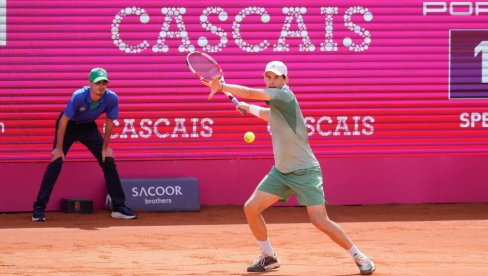 NEKADAŠNJI ŠAMPION JU-ES OPENA POBEDIO U ESTORILU: Tim ostvario prvu pobedu u ovoj godini (VIDEO) NEKADAŠNJI ŠAMPION JU-ES OPENA POBEDIO U ESTORILU: Tim ostvario prvu pobedu u ovoj godini (VIDEO)