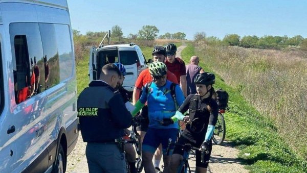 ЗОВ ПРИРОДЕ И ШУМ БЕГЕЈА: Отворена нова сезона вожње бицикла од Зрењанина до Темишвара (ФОТО) ЗОВ ПРИРОДЕ И ШУМ БЕГЕЈА: Отворена нова сезона вожње бицикла од Зрењанина до Темишвара (ФОТО)