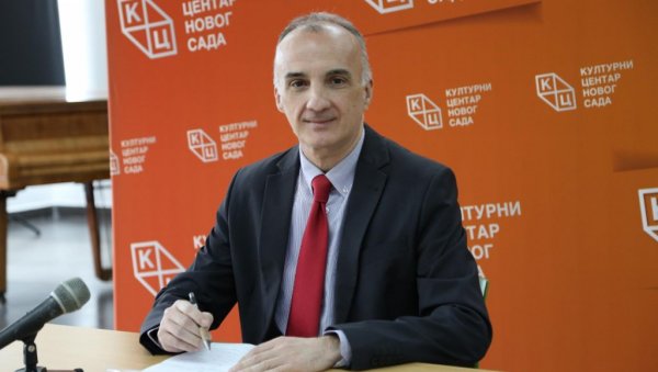 ЕВРОПУ ДЕЛИЛИ НА РИМСКИ И ВИЗАНТИЈСКИ ДЕО: Улога „светске закулисе“ у демонтажи СФРЈ (ВИДЕО) ЕВРОПУ ДЕЛИЛИ НА РИМСКИ И ВИЗАНТИЈСКИ ДЕО: Улога „светске закулисе“ у демонтажи СФРЈ (ВИДЕО)