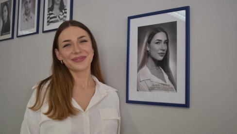 ZA ŠKOLOVANJE NIKAD NIJE KASNO: Jelena odustala od arhitekture pa postala najbolji student Visoke strukovne škole za vaspitače ZA ŠKOLOVANJE NIKAD NIJE KASNO: Jelena odustala od arhitekture pa postala najbolji student Visoke strukovne škole za vaspitače