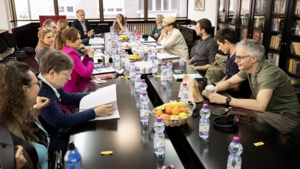 СПРЕМА СЕ ПОКОНДИРЕНА ТИКВА: Стеријина комедија осми пут на репертоару Народног позоришта у Београду СПРЕМА СЕ ПОКОНДИРЕНА ТИКВА: Стеријина комедија осми пут на репертоару Народног позоришта у Београду